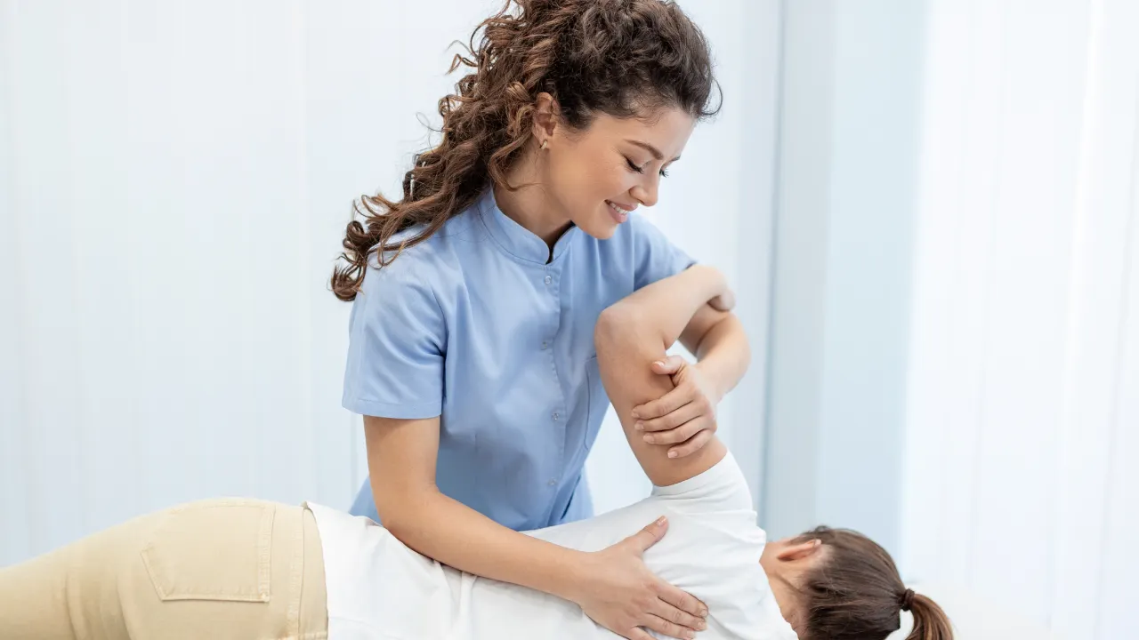 7 Ways Manual therapy May Support Muscle Flexibility